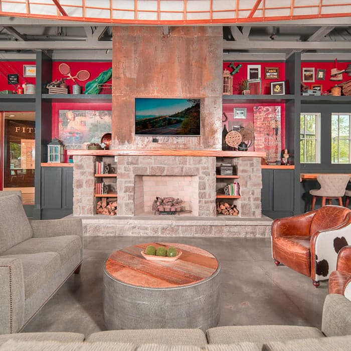 Clubroom2
